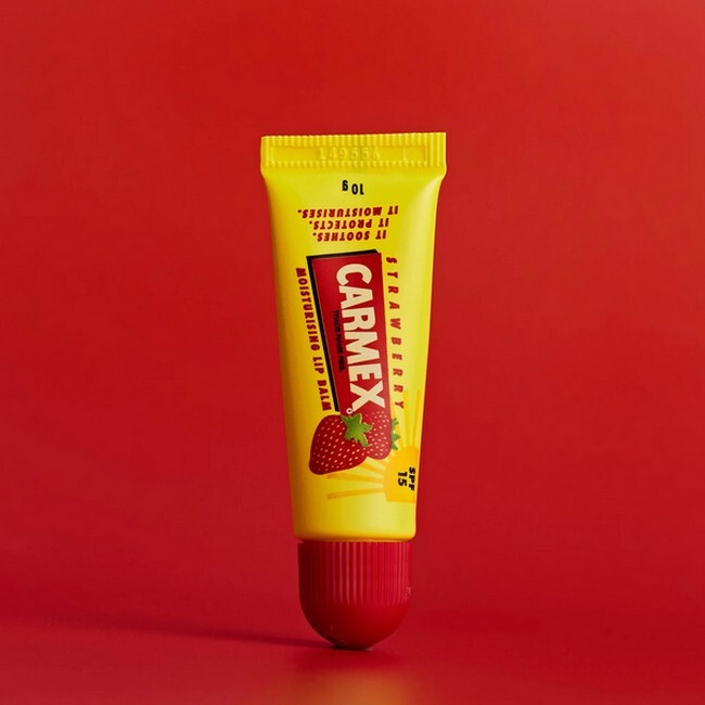 Carmex - Lip Balm Strawberry Tube - 10 g - Billede 2